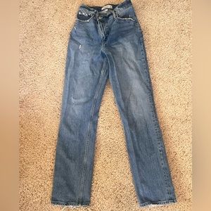 Abercrombie Curve Love 90’s Straight Ultra High Rise